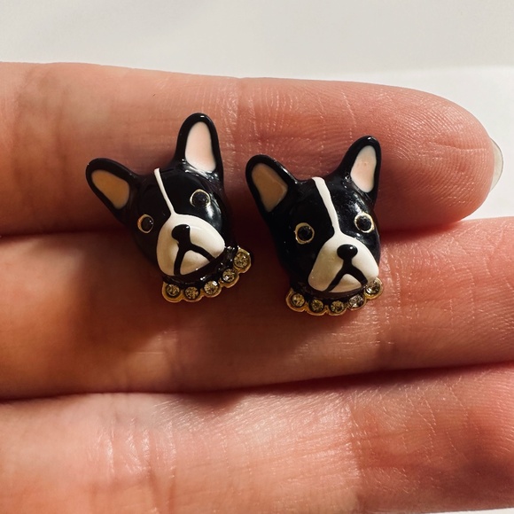 French Bulldog Stud Earrings (Used) (ONLY PLATFORM TRANSACTIONS) - Picture 3 of 6